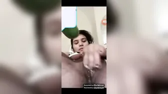 Slutty GF Stuffing Thick Vegetable Deep In Pussy