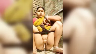 Village Wife Making Naughty Pissing Clip For Her Secret Lover