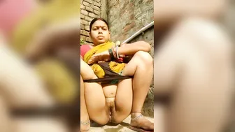 Village Wife Making Naughty Pissing Clip For Her Secret Lover