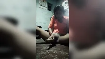 Young Village Girl Pleasuring Herself With Kitchen Rolling Belan
