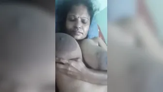 Curvy South Indian Wife Posing Completely Nude For Secret Camera
