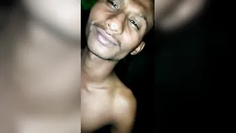 Virgin GF Losing Her Innocence With Boyfriend First Time