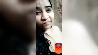 Bathing GF Showing Off Her Perky Boobs Fully Naked