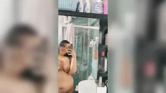 Chubby GF Taking Full Naked Selfie For My Boyfriend