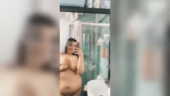 Chubby GF Taking Full Naked Selfie For My Boyfriend