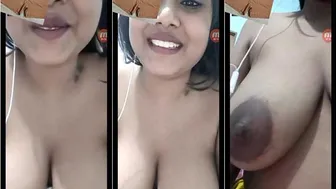 Curvy Desi Babe Flaunting Massive Natural Tits For Her Man