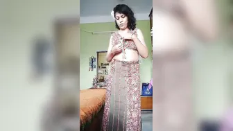 Indian Babe Stripping Naked Showing Tits And Shaved Pussy