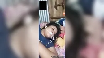Poor Desi Girl From Slums Stripping On Video Call For Money