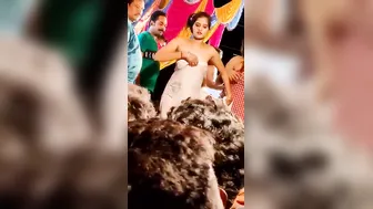 Desi Milf Doing Naughty Nude Dance Show Late At Night