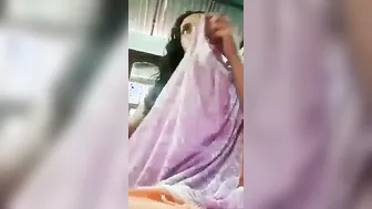 Sweet Desi GF Revealing Soft Milky Boobs For Lover