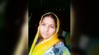 Bihari Bhabhi Spreading Legs Showing Her Wet Pussy Closeup