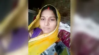 Bihari Bhabhi Spreading Legs Showing Her Wet Pussy Closeup