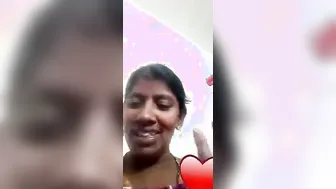 South Indian Wife Flashing Her Massive Boobs During Video Call