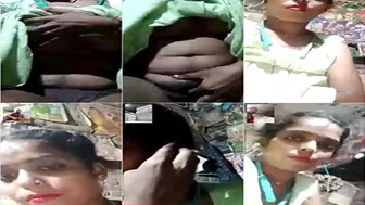 Village Girl Exposing Curves For Her Lover During Video Chat