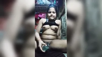Horny Girl Fucking Herself With Bottle Needing Real Cock