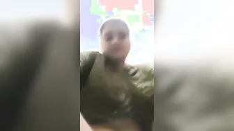 Unsatisfied Married Woman Showing Naked Pussy Wanting More