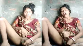 Village Wife Masturbating With Cucumber In Her Wet Pussy Now