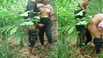 Village GF Getting Fucked Standing Up In The Jungle