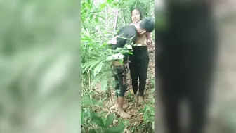 Village GF Getting Fucked Standing Up In The Jungle