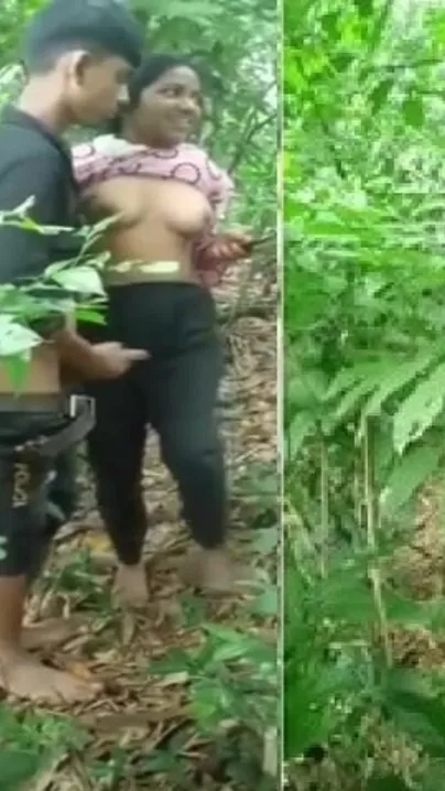 Village GF Getting Fucked Standing Up In The Jungle