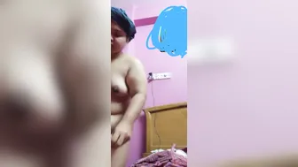 Chubby Bhabhi Getting Naughty On Video Chat With Her Lover