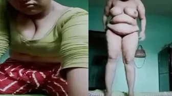 Married Bhabi Showing Her Big Ass Naked On All Fours Tonight