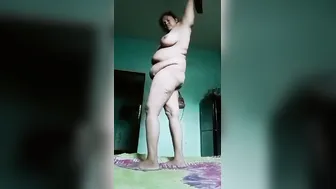 Married Bhabi Showing Her Big Ass Naked On All Fours Tonight