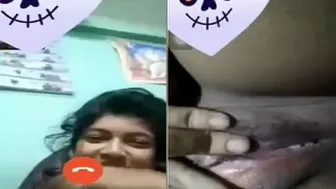 Horny GF Showing Off Her Eager Pussy To The Camera