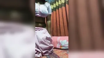 My Babe Slowly Removing Saree And Fingering Wet Pussy Hard