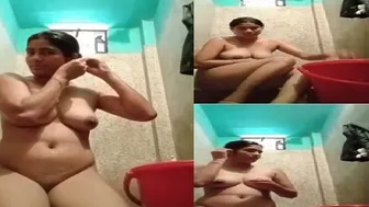 Married Bhabhi Bathing Nude Teasing Me During Special Time