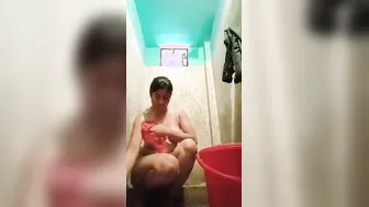 Married Bhabhi Bathing Nude Teasing Me During Special Time