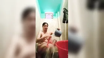Married Bhabhi Bathing Nude Teasing Me During Special Time