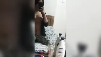 Dehati GF Flashing Her Perky Tits In Mirror Recording