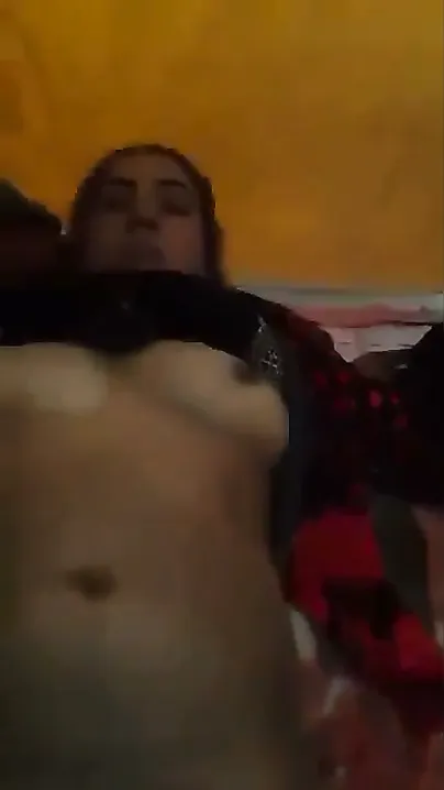 Paki Married Woman Caught Naked By Hubby Friend Recording Her