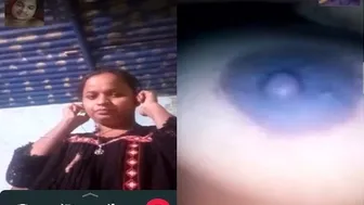 Bhabhi Flashing Her Tits And Pussy In Private Video Message