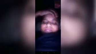 Bhabhi Flashing Her Tits And Pussy In Private Video Message