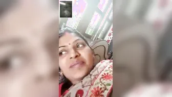 Bhabhi Removing Her Saree And Teasing On Video Call For Lover