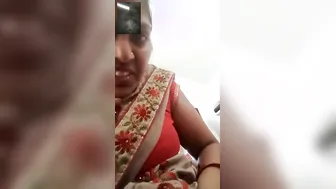 Bhabhi Removing Her Saree And Teasing On Video Call For Lover