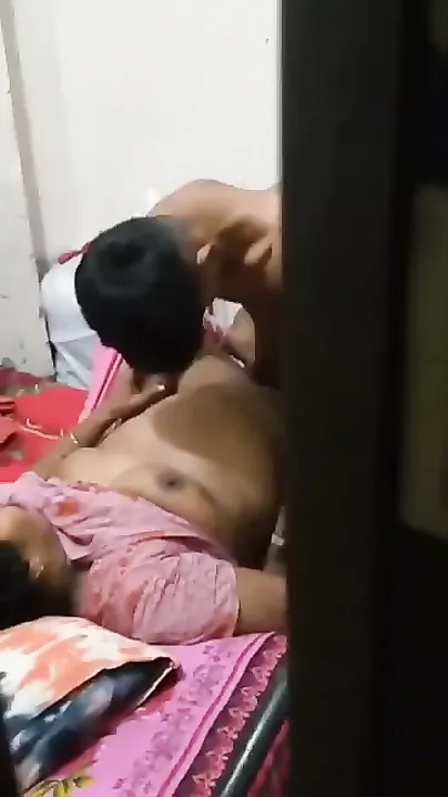 Young Guy Pounding His Mature Bengali Neighbor Aunty At Home