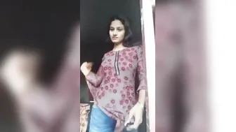 Slim Bangladeshi Babe Revealing Her Naked Body On Video Call