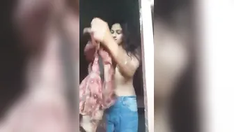 Slim Bangladeshi Babe Revealing Her Naked Body On Video Call