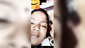 Desi Bhabhi Flashing Big Boobs And Spreading Pussy Wide Open