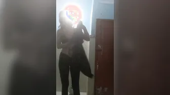 Small Boobs Pakistani Babe Sending Me Her Nude Mms Selfie Vid