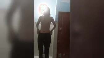 Small Boobs Pakistani Babe Sending Me Her Nude Mms Selfie Vid