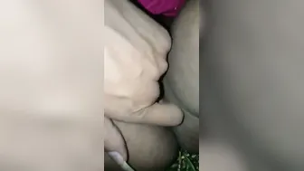 BF Filming His GF Pussy Outdoors In The Dark Night