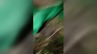 BF Filming His GF Pussy Outdoors In The Dark Night