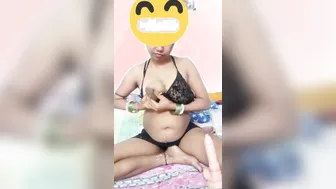 Bengali Wife Squeezing Milk From Her Heavy Boobs Live For Me