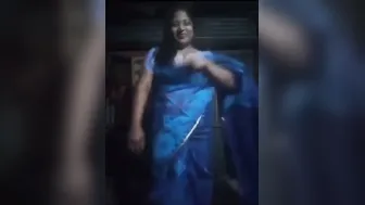 Housewife Unwrapping Her Saree Revealing Big Juicy Tits At Home