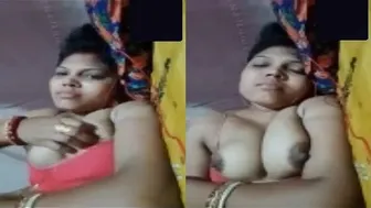 Naughty Bhabhi Getting Dirty On Video Call With Her Lover Boy