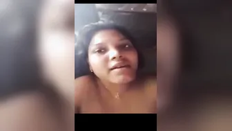 Naughty Bhabhi Getting Dirty On Video Call With Her Lover Boy